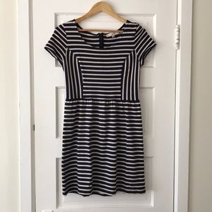 ✨SALE✨Loft Cap-Sleeve Striped Dress